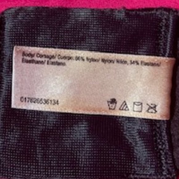 BLACK UNDERWIRED BRA by Lilyette 40 DDD - Picture 4 of 7